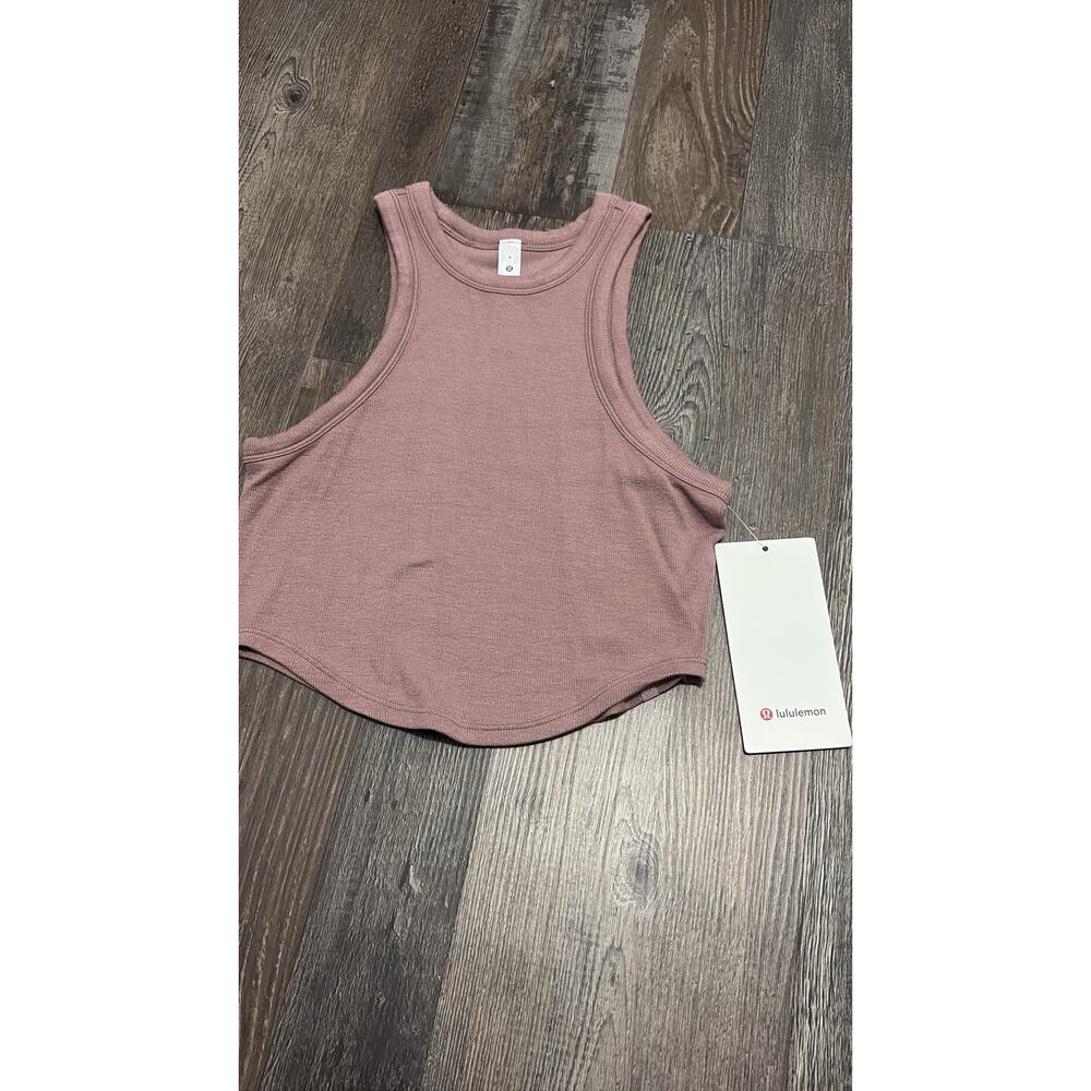 NWT Lululemon Hold tight cropped tank TWRS size 4